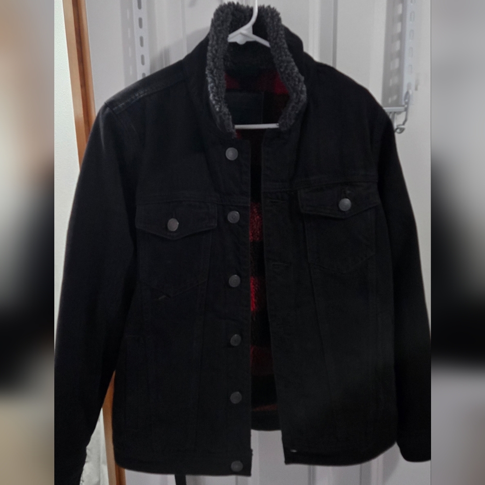 Abercrombie & Fitch Black and Red Jacket